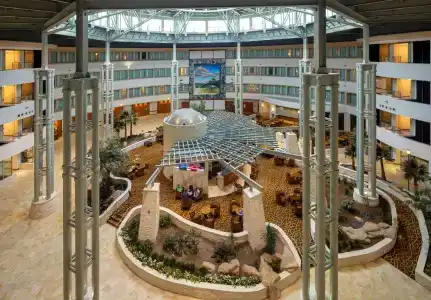 Hilton Austin Airport - 23