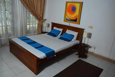 OYO 459 Barasti Beach Resort - 2
