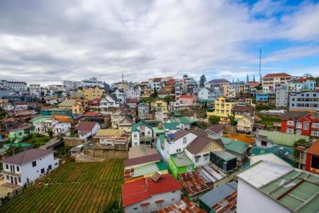 Ngan Pho Studio & - 185