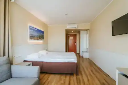 Strand Spa & Conference - 3