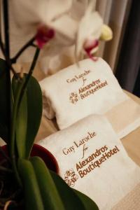 Alexandros Boutique - 83