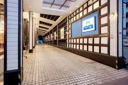 Days Inn By Wyndham Patong Beach Phuket - Sha Extra Plus - 0