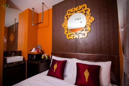 Violet Tower at Khaosan Palace - 26