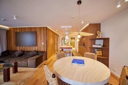 Burleigh Beach Tower - 226