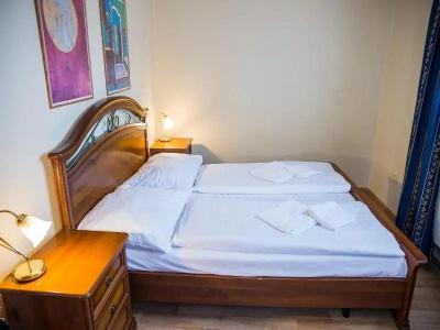 Hostel Little Quarter - 66