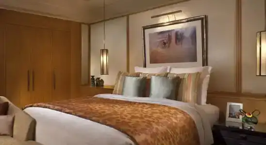 The Ritz-Carlton Executive Residences - 12
