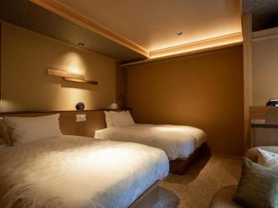 Arima Grand - 3