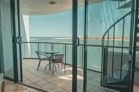 La Promenade - 77