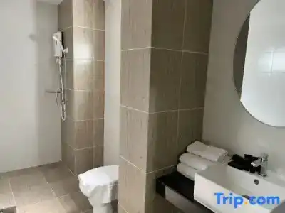 Zayn Express & Suites - 62