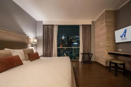 Adelphi Suites Bangkok - Sha Extra Plus - 105