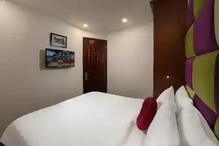 Vision Premier & Spa - 88