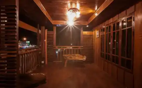 The history cafe' & - 13