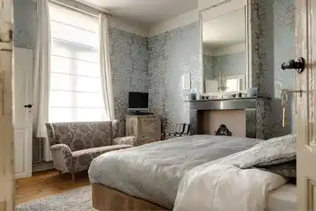 b&b In - 9