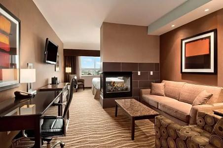 Best Western Premier Freeport Inn Airport - 73