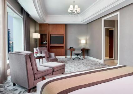 Crowne Plaza West Bay, An Ihg - 62