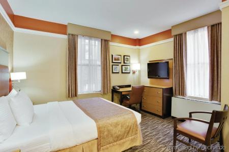 The at Fifth Avenue - 5