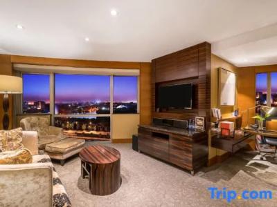 Lake View - 78
