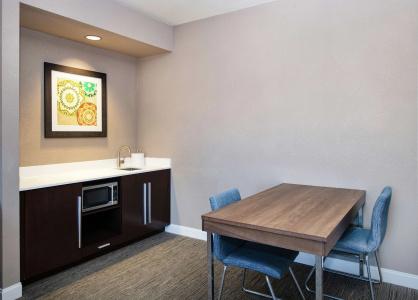 Hampton Inn Phoenix Airport North - 19