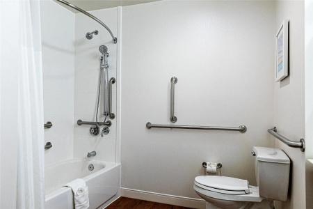 Hampton Inn Charleston-Daniel Island - 43
