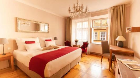Boutique Golden Key - 71