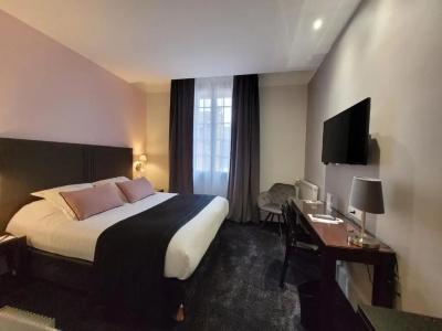 Hostellerie Du Chapeau Rouge - 27