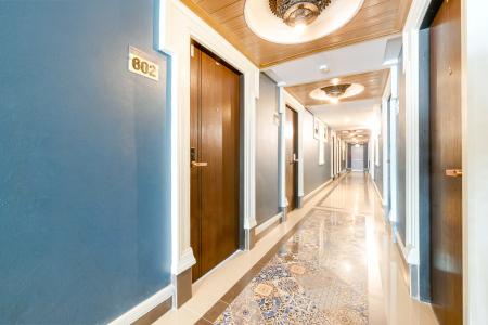 Vaccinated Staff - Oyo 458 Nakorn Siam Boutique - 10