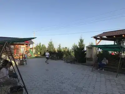 Курорт Алтын Булак на берегу озера - 12