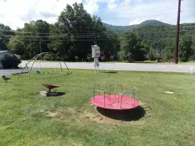Clarketon - - 9