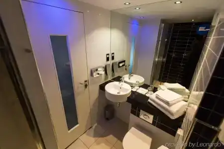 Holiday Inn Express London Stratford, An Ihg - 4
