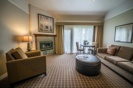Pine Ridge Inn - 43
