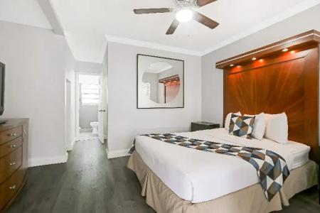 Hollywood Beachs - 44