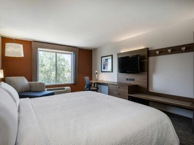 Holiday Inn Express & Suites Tucson, An Ihg - 37
