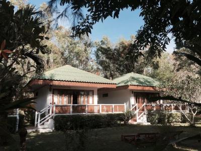 Ruen Thai Rim Haad - 75