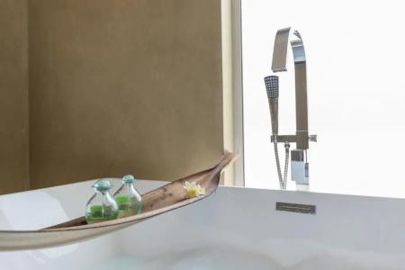 Seasense Boutique & Spa - 89