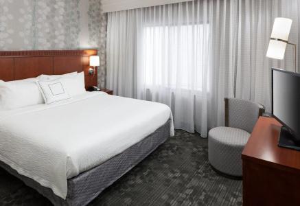 Courtyard by Marriott Miami at Dolphin Mall - 2