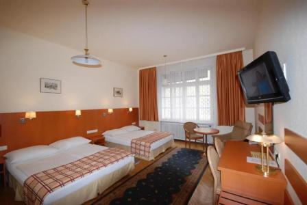 Continental-Pension - 24