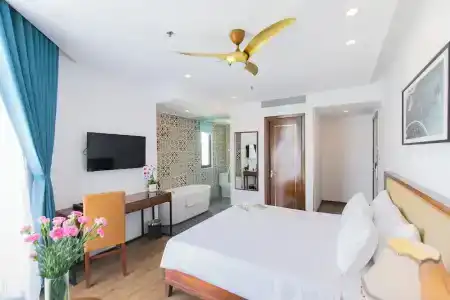 Ritzy Boutique Da Nang - 149