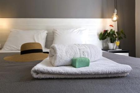 Loc Hospitality Urban Suites - 39