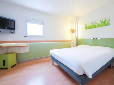 ibis Budget Pau Est - 24