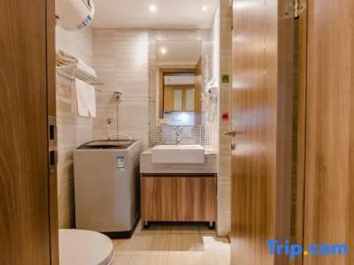 Xinyang City Celebrity - 18