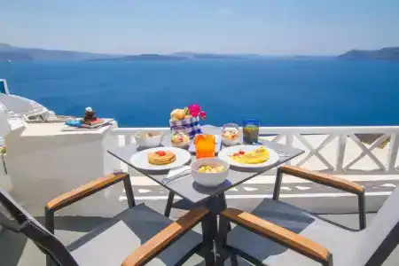 Alexander's Suites - 10