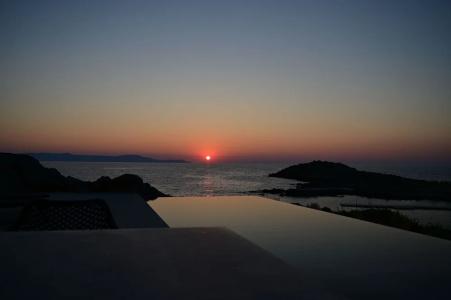 Kavos & Suites - 175