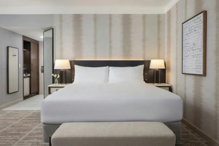 Loews Vanderbilt - 101