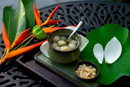Silk Path Grand Hue - 10