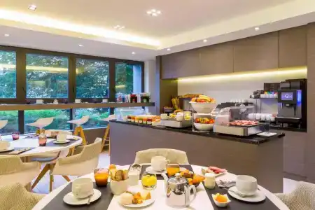 Bw Premier Collection Le Saint Antoine Et Spa - 38