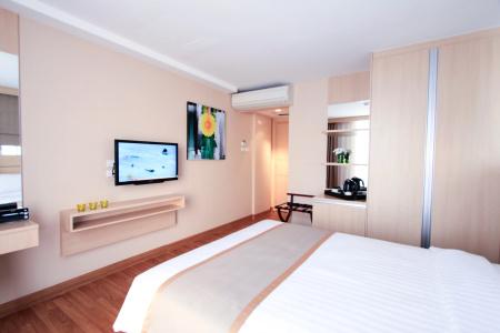 Petals Inn - 113