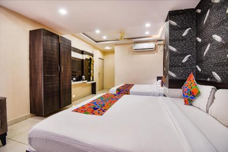 Treebo Trend Rotano Suites - 3