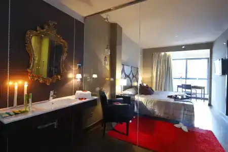 Silken Axis Vigo - 6