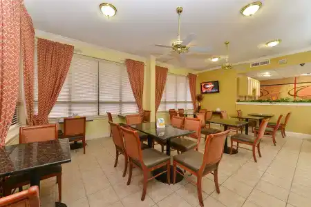 Quality Inn at the Mall - - 21