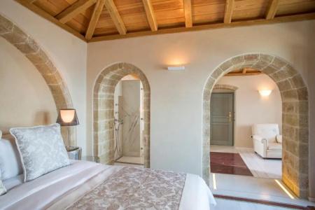 Moni Emvasis Luxury Suites - 75